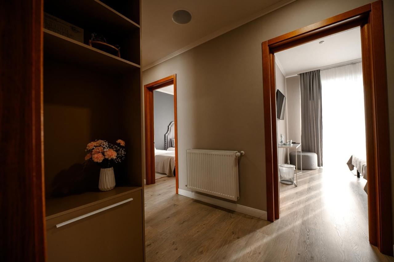 Rivoli Hotel 체르니우치 외부 사진