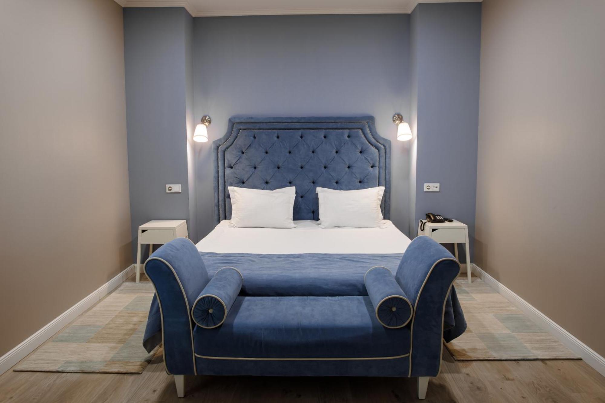 Rivoli Hotel 체르니우치 외부 사진