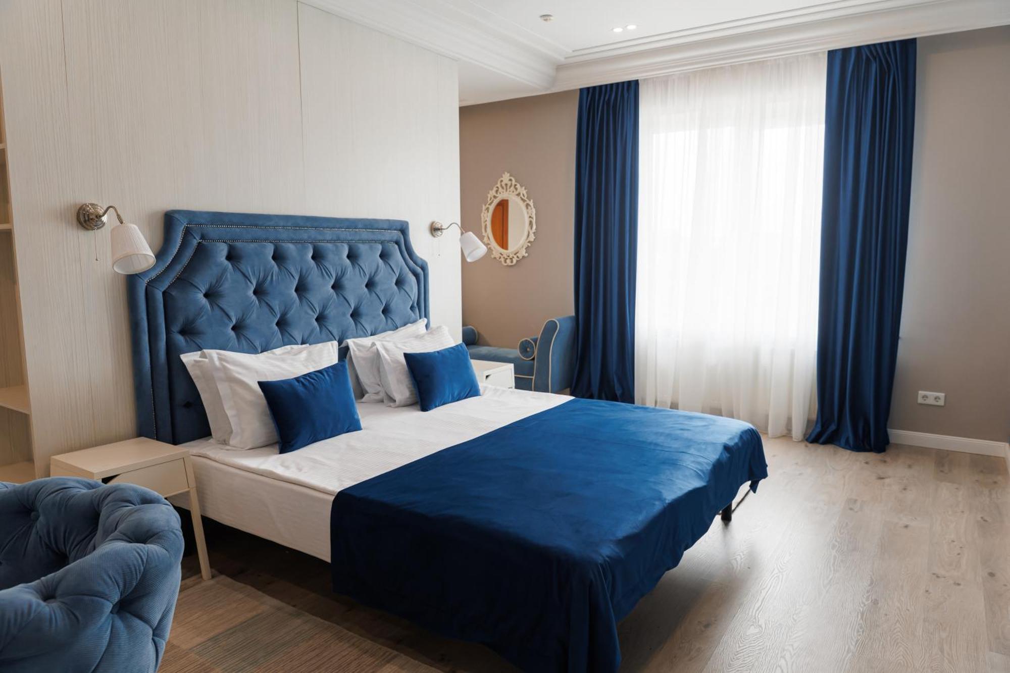 Rivoli Hotel 체르니우치 외부 사진