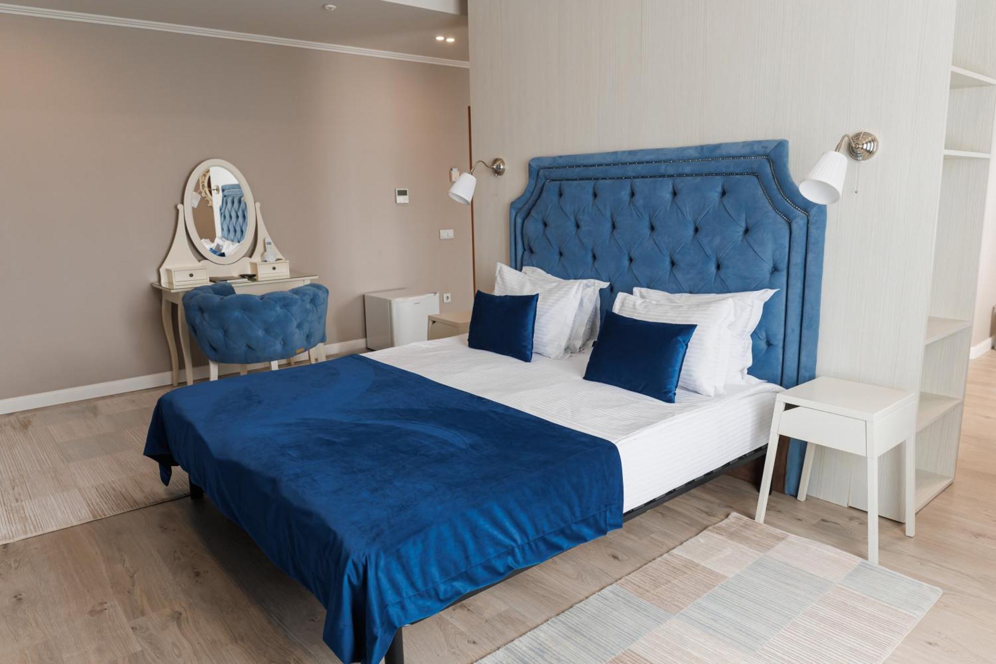 Rivoli Hotel 체르니우치 외부 사진